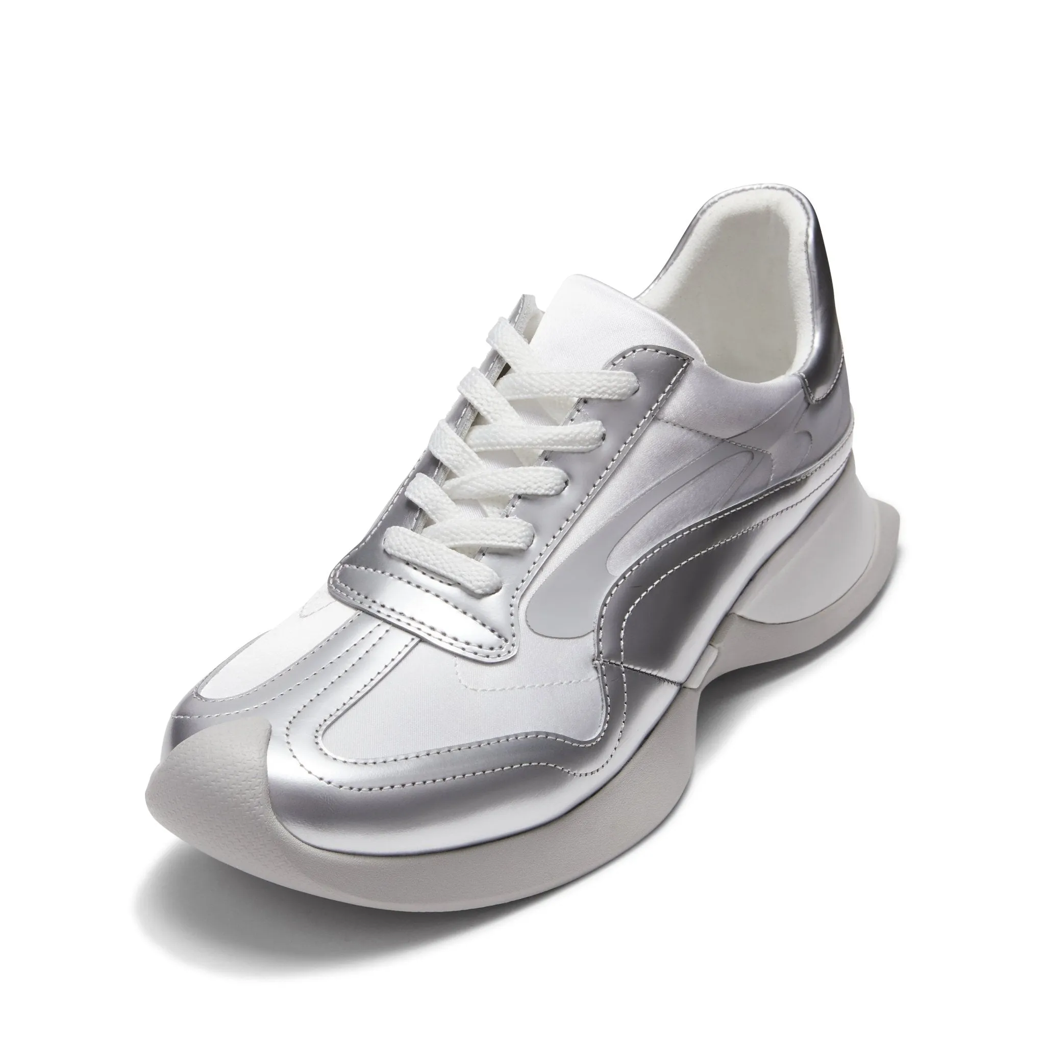 Silver Retro Running Shoes with Raised Toes