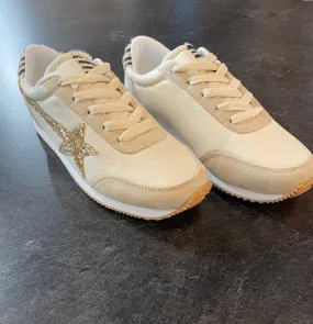 Very G Cream Vintage Sneakers